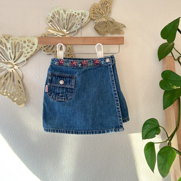 Zara + Vintage Oshkosh Bundle Outfit - Picture 2 of 4